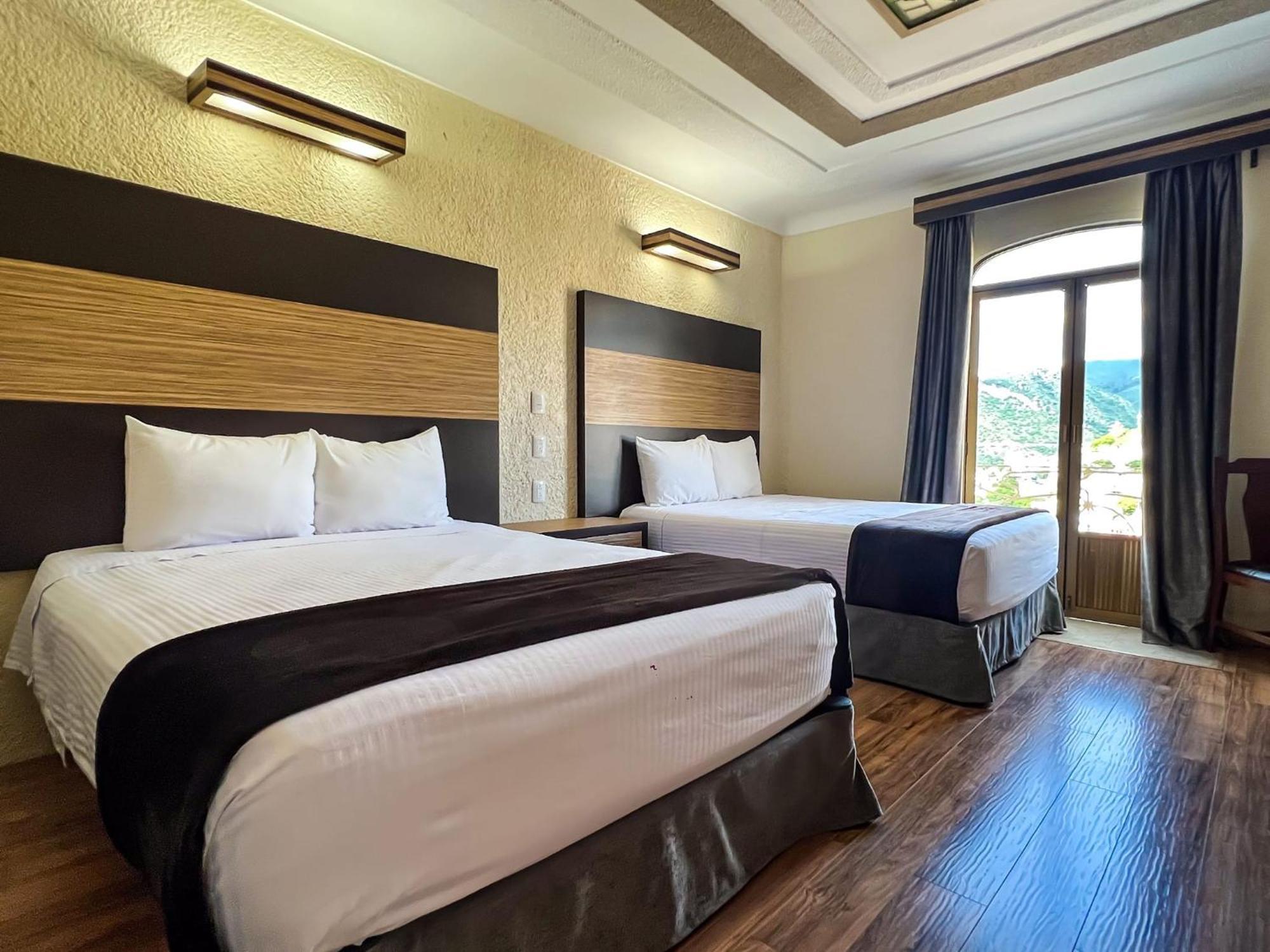 Hotel Paseo De La Presa Guanajuato Luaran gambar