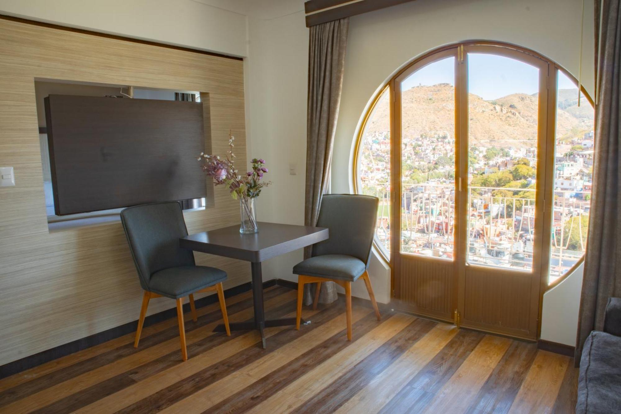 Hotel Paseo De La Presa Guanajuato Luaran gambar